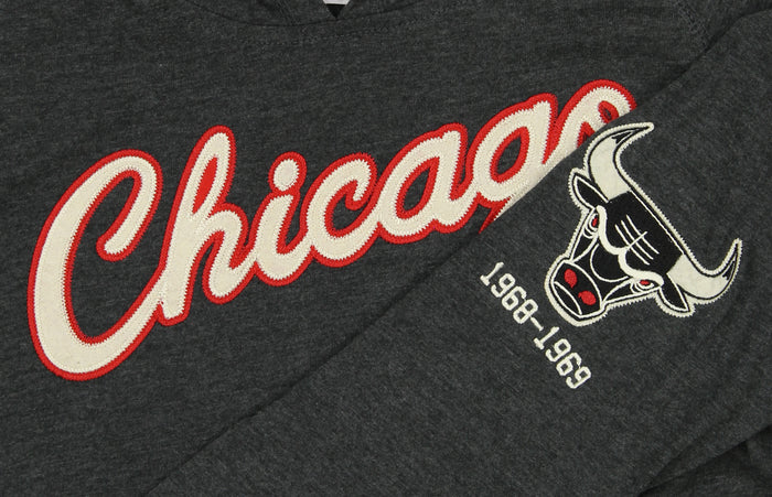 Mitchell & Ness NBA Youth (8-20) Chicago Bulls Lightweight Hoodie