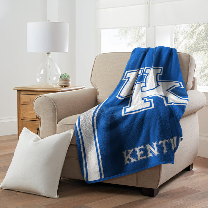 Northwest NCAA Kentucky Wildcats Sherpa Throw Blanket