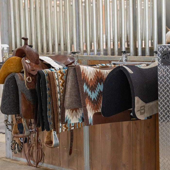 Portable Saddle Pad Rack