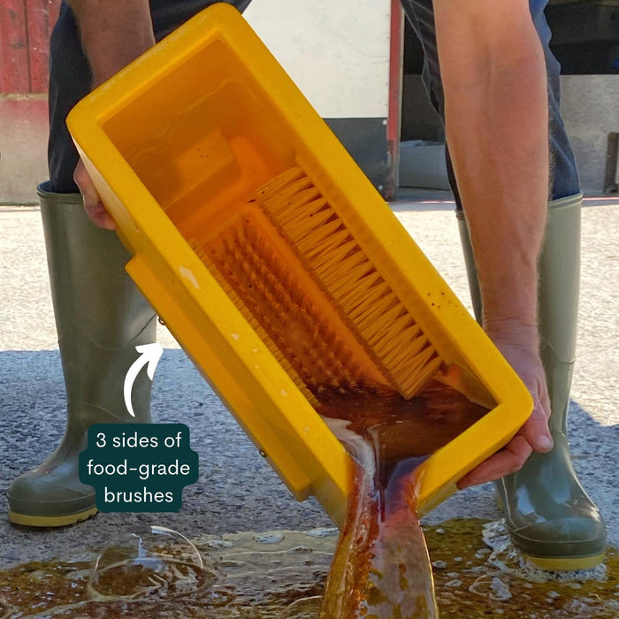 Quill Cleaning Boot Dip, Quill Disinfecting Boot Dip & Sign