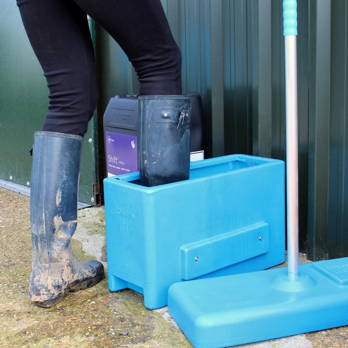 Quill Boot Cleaner